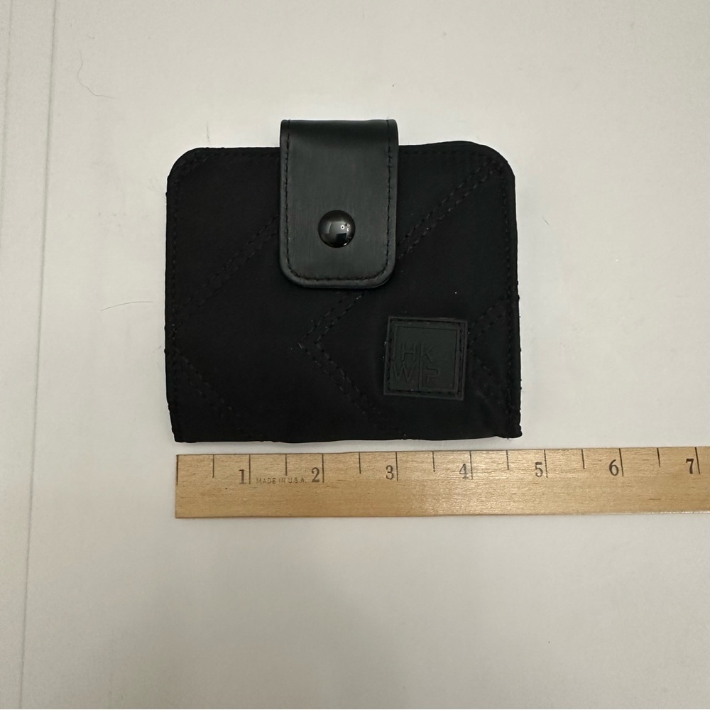 IHKWIP Black RFID-Blocking Bifold Wallet - Picture 7 of 10